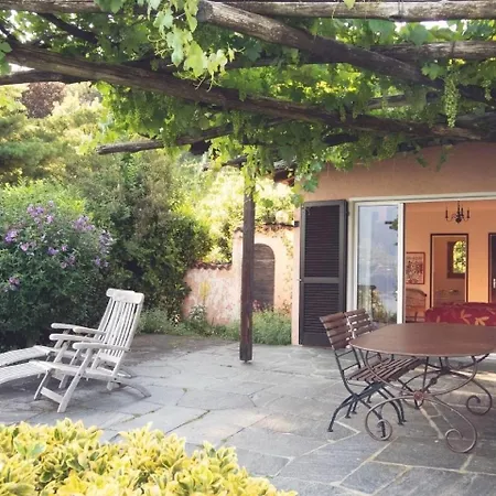 Сasa de vacaciones Casa Nespole, Familiennest Mit Seesicht *